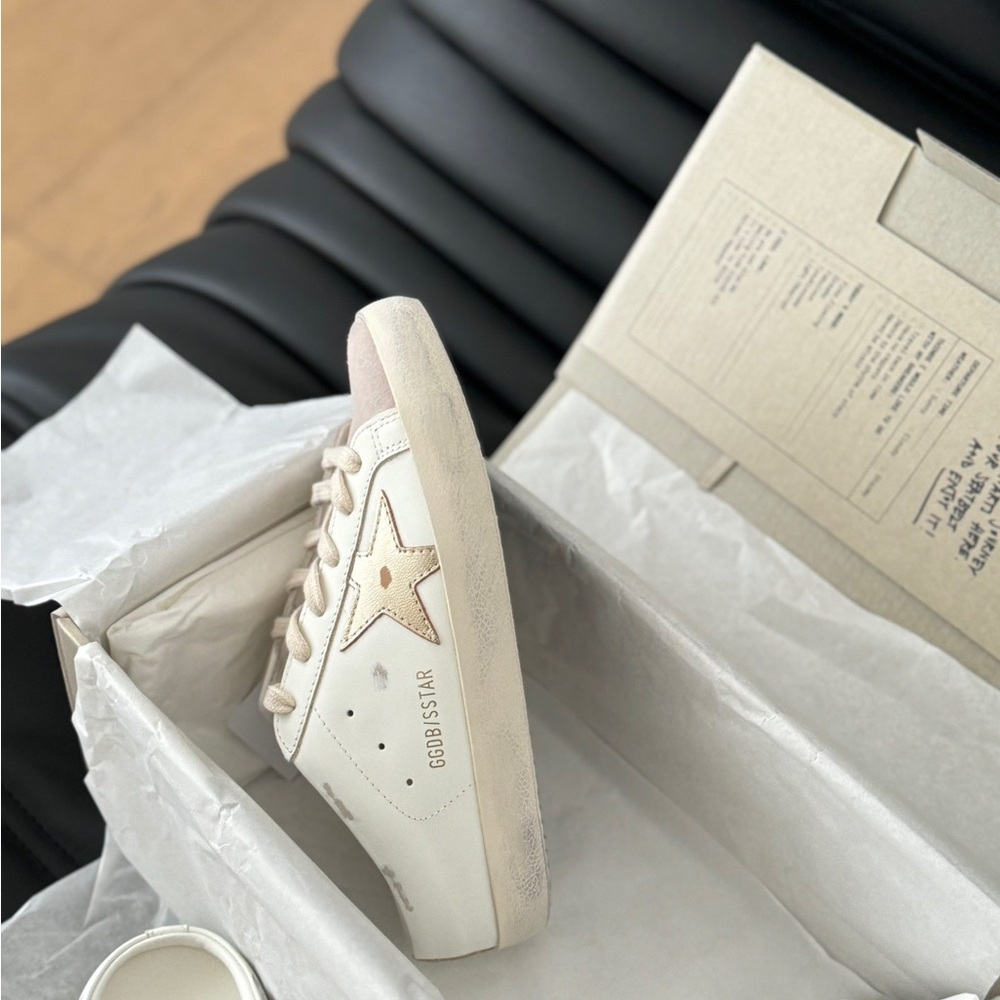 Golden Goose Off-White and Beige Superstar Sneakers - Picture 8 of 9